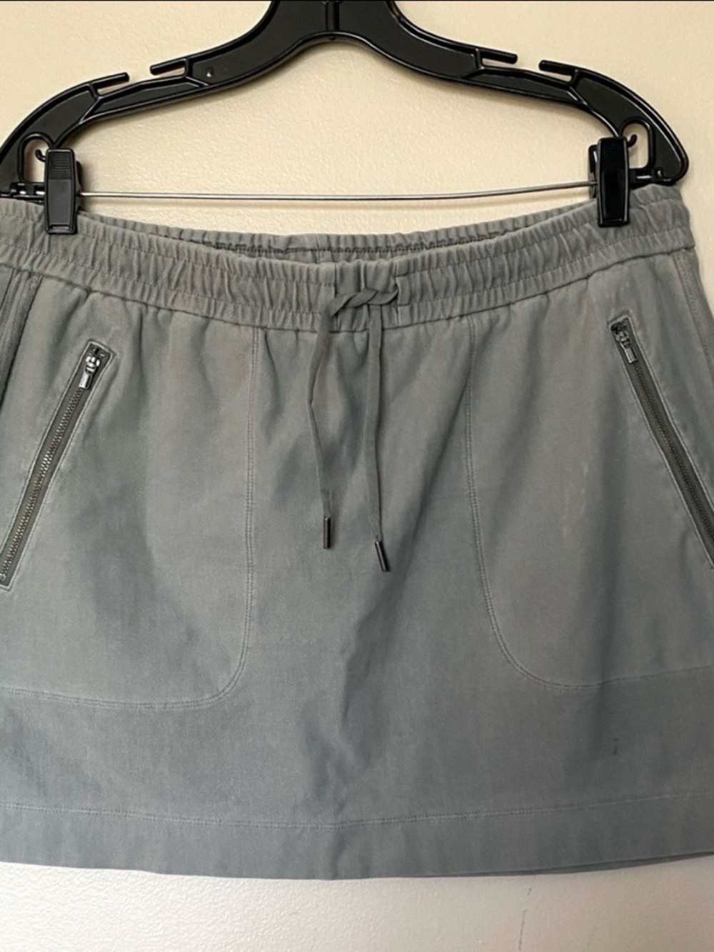#33 Athleta Gray Mini Skirt